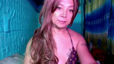 linkingqueens69 online show from June 22, 2026, 3:58 am