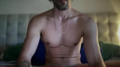 lion_hotty online show from November 17, 2025, 5:52 pm