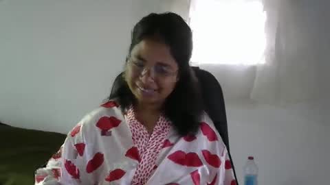 Liora selenex online show from March 24, 2026, 3:55 am