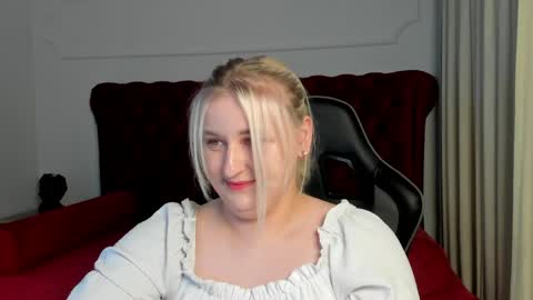 LioraArdyn online show from May 21, 2026, 6:26 pm
