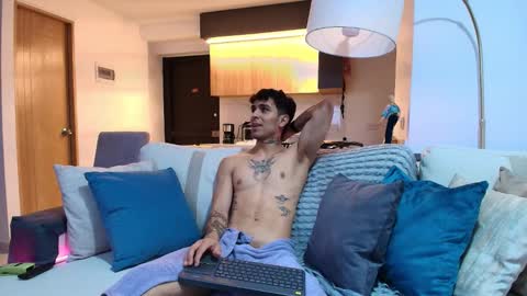 Snapshot of liorvante chatting on January 15, 2026, 11:19 pm Lior Vante online show from January 15, 2026, 11:19 pm