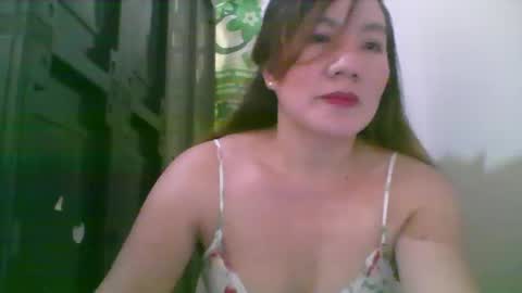 Snapshot of lipsofangel16 chatting on January 24, 2025, 1:56 am im cherry online show from January 24, 2025, 1:56 am
