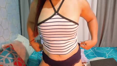 Snapshot of lipsofangel16 chatting on July 19, 2026, 1:09 am im cherry online show from July 19, 2026, 1:09 am