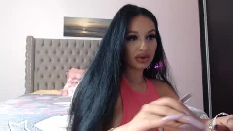 Lisa online show from November 2, 2025, 8:11 pm