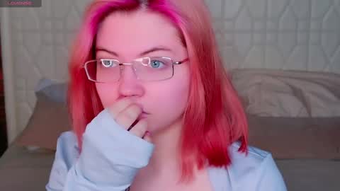 lissi online show from March 8, 2025, 4:01 am