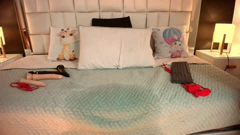 Snapshot of lisa_casper chatting on January 30, 2025, 6:32 pm Lisa online show from January 30, 2025, 6:32 pm