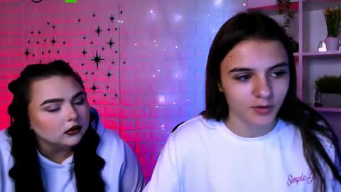 Lisa online show from November 4, 2025, 10:25 am