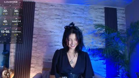 lisa dolly nyx online show from April 23, 2026, 8:22 pm