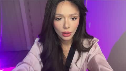 Snapshot of lisa_graham chatting on December 21, 2025, 7:26 am lisa_graham online show from December 21, 2025, 7:26 am