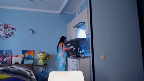 Snapshot of lisa_lady_golden chatting on September 9, 2025, 9:42 am lisa_lady_golden online show from September 9, 2025, 9:42 am