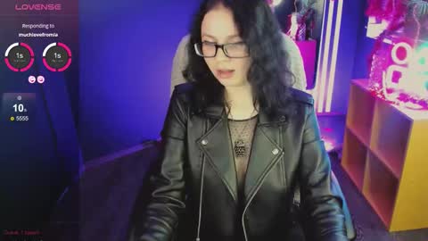 Snapshot of lisa_nerdy chatting on December 17, 2025, 8:26 pm Lisa online show from December 17, 2025, 8:26 pm