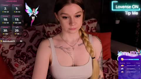 lisa_rabbit online show from May 10, 2026, 1:11 am