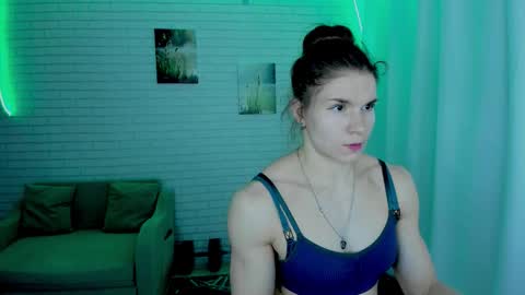 Snapshot of lisa_ree_ chatting on November 27, 2025, 7:21 am lisa online show from November 27, 2025, 7:21 am