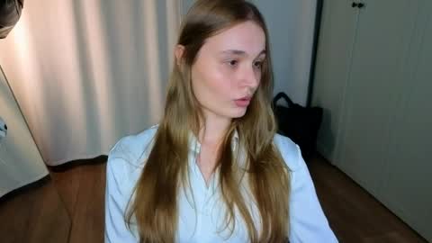 Elisabeth or Lisa online show from May 19, 2026, 8:26 pm