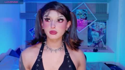 lisa_sparkleee online show from July 8, 2026, 3:22 am