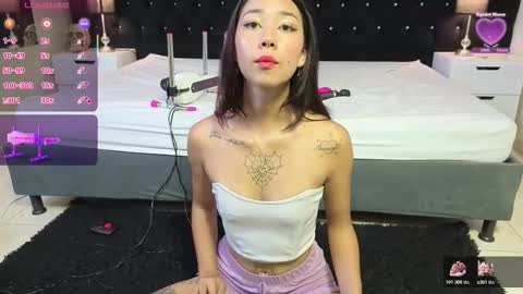 lisa_sweetas online show from December 14, 2025, 7:29 pm