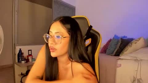 Lisa Thompson online show from November 15, 2025, 3:37 am