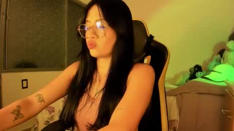 Snapshot of lisa_t08 chatting on January 16, 2026, 11:09 pm Lisa Thompson online show from January 16, 2026, 11:09 pm