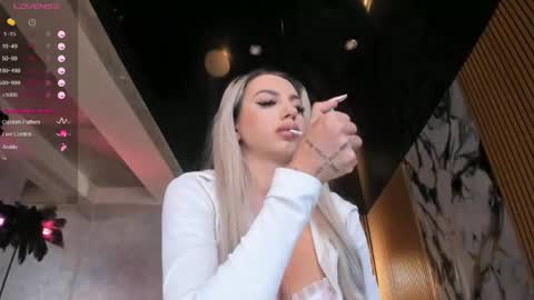 Snapshot of lisaakira chatting on April 19, 2026, 6:24 am onlyfans-lisaakira instagram-lisaakira9 twitter-lisaakira4 online show from April 19, 2026, 6:24 am