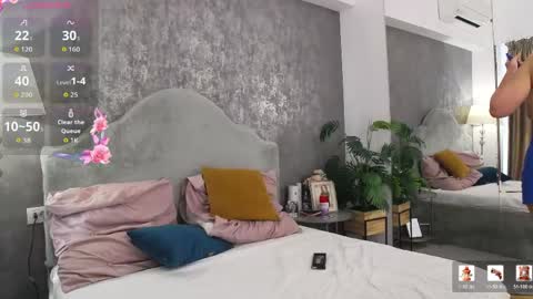 lisacroft online show from May 29, 2026, 7:28 am