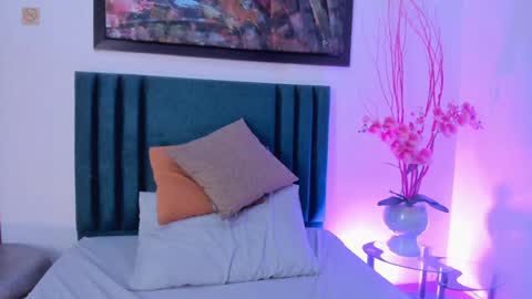 Snapshot of lisahadwiin chatting on December 12, 2024, 11:47 pm LisaHadwiin online show from December 12, 2024, 11:47 pm