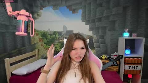 Lisa online show from February 16, 2025, 12:30 am