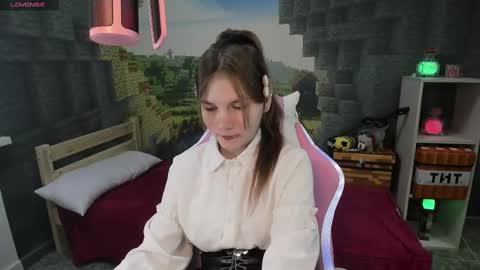 Lisa online show from March 4, 2025, 5:24 pm