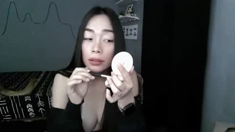 Xinli Su online show from February 24, 2026, 5:44 pm