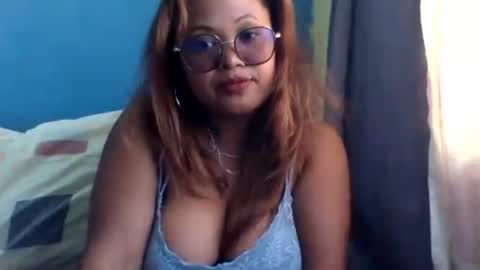 Snapshot of lisawrams chatting on May 11, 2026, 6:52 am LisaWrams online show from May 11, 2026, 6:52 am