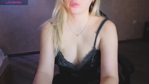 Anna online show from December 22, 2025, 11:57 pm