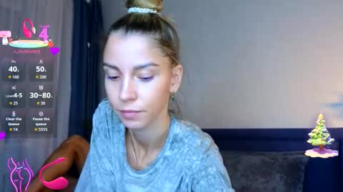 Snapshot of lisi4ka_basik33 chatting on December 21, 2025, 5:09 pm Kris Maks online show from December 21, 2025, 5:09 pm