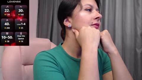 Snapshot of liss_black chatting on September 18, 2025, 3:19 am Andrea online show from September 18, 2025, 3:19 am
