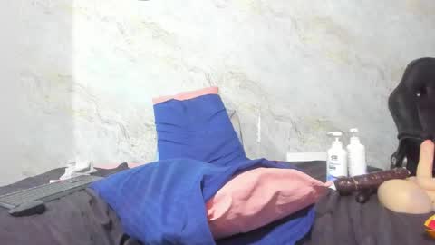 Snapshot of lissa_harris_ chatting on February 12, 2025, 9:10 am Lisa online show from February 12, 2025, 9:10 am