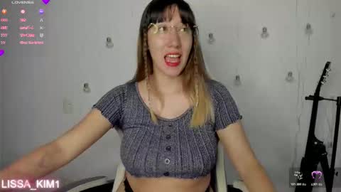 Lissa Kim  online show from November 6, 2025, 11:00 am