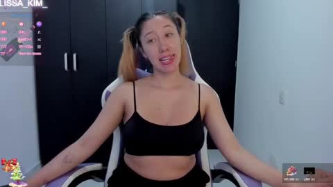 Snapshot of lissa_kim_ chatting on January 4, 2025, 6:30 am Lissa Kim online show from January 4, 2025, 6:30 am
