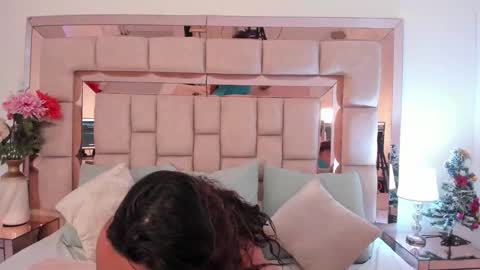 lissaharris online show from November 27, 2025, 3:08 am