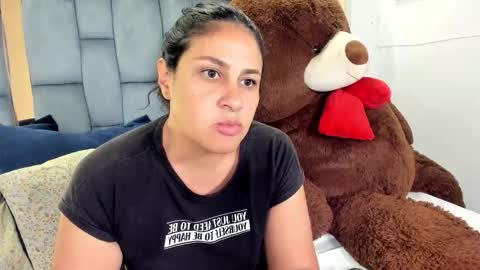 lissaharris online show from December 2, 2025, 10:27 pm