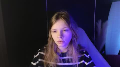 Snapshot of litabrom chatting on October 15, 2025, 7:52 am Lena online show from October 15, 2025, 7:52 am