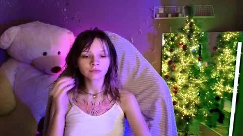 Snapshot of litabrom chatting on December 17, 2025, 8:53 am Lena online show from December 17, 2025, 8:53 am