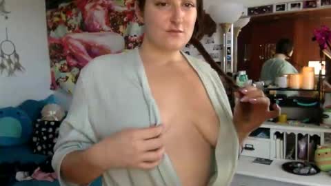 Snapshot of litlebabygoddess chatting on November 13, 2025, 7:57 pm litlebabygoddess online show from November 13, 2025, 7:57 pm