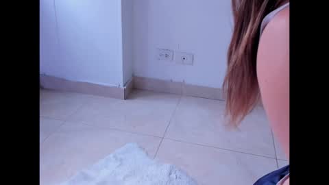 Danni online show from December 14, 2025, 10:25 pm