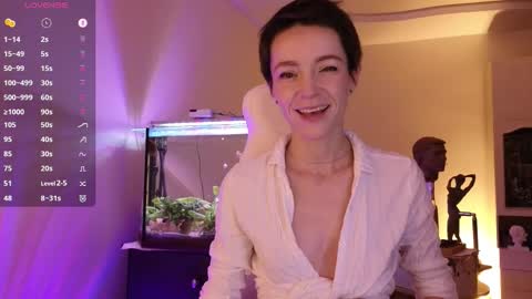 Alisa online show from January 8, 2026, 9:17 pm