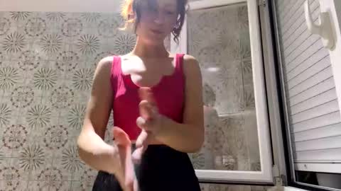 Snapshot of littel_angel_didi chatting on December 22, 2025, 5:54 pm Diana Woods online show from December 22, 2025, 5:54 pm