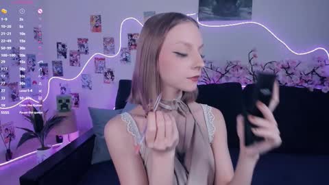 Bella online show from November 19, 2025, 7:19 am