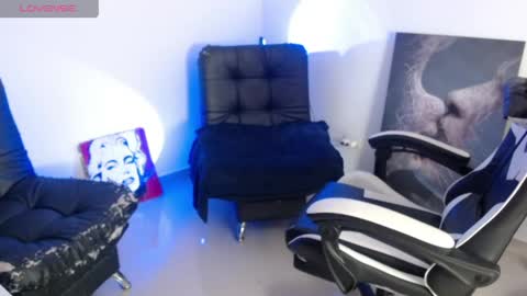 Snapshot of little_amy__ chatting on May 31, 2026, 2:20 am Amelie online show from May 31, 2026, 2:20 am