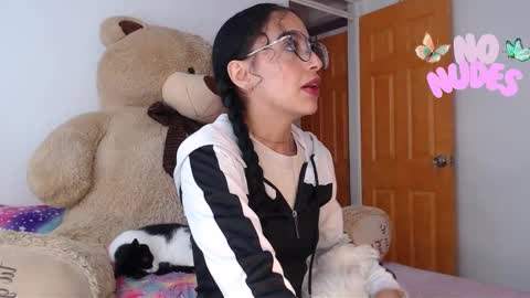 Snapshot of little_angelito2 chatting on February 24, 2026, 9:57 pm TU ANGELITO online show from February 24, 2026, 9:57 pm