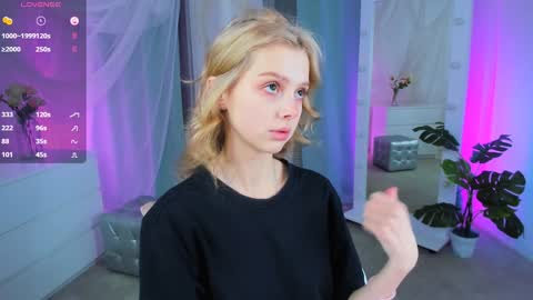 Snapshot of little_anitta chatting on December 4, 2024, 5:49 am Anita B-day stream on 7TH DEC online show from December 4, 2024, 5:49 am