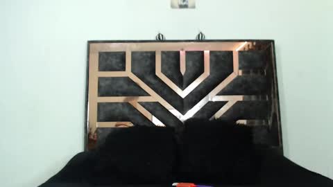 Snapshot of little_cataleya chatting on February 14, 2025, 5:09 am Hi im Cataleya online show from February 14, 2025, 5:09 am