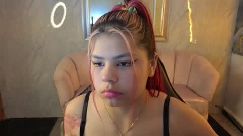 Snapshot of little_cherry_b chatting on November 12, 2025, 7:57 pm Cherri online show from November 12, 2025, 7:57 pm