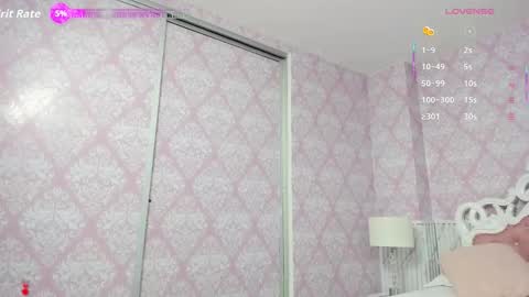 Snapshot of little_doll_4u chatting on December 23, 2025, 10:13 am ANNI online show from December 23, 2025, 10:13 am